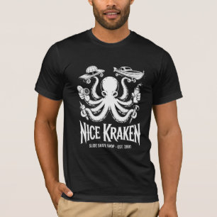Bloeiende Bloem Schedel Gotische Natuur Houtsnede T-shirt