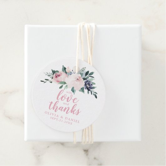 Bloeiende botanische roze met liefde en bedankt bedankjes labels (In situ)