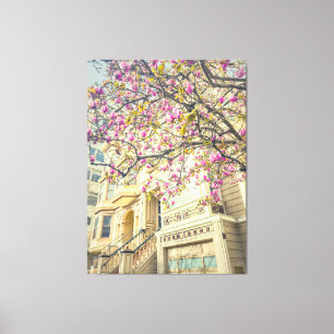 Bloeiende Magnolia Boom en Victoriaans Huis Canvas Afdruk