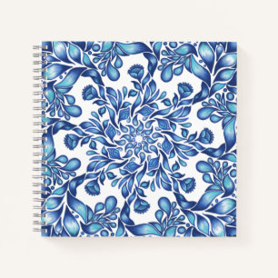Bloem- en bladmandala in blauwvintonijn notitieboek