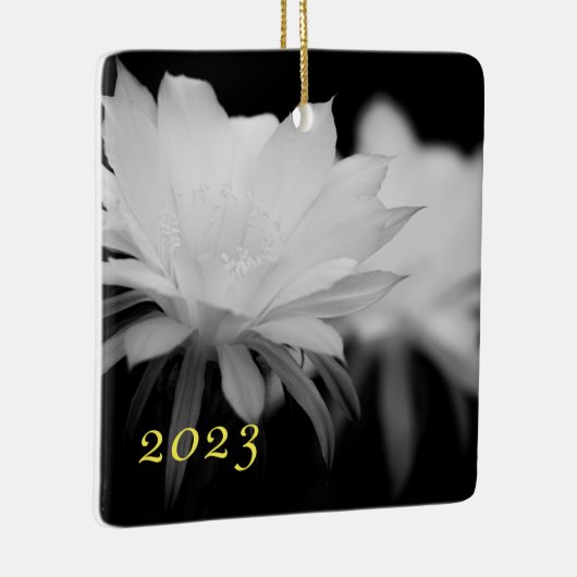 Bloem van zwarte en witte cactus keramisch ornament (Rechts)