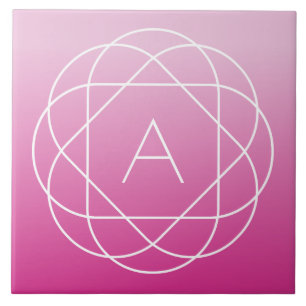 Bloemachtig geometrisch monogram   Roze gearceerde Tegeltje