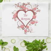 Bloemen en hartenliefde groeit hier en familienaam theedoek (Gevouwen)