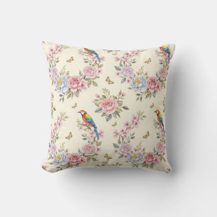 Bloemen en paradijsvogels van Natasha Us Kussen