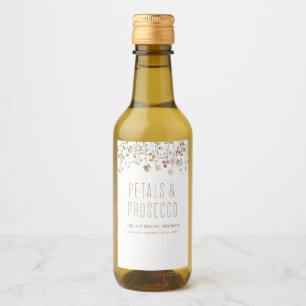 Bloemen en Prosecco Bruidsdouche met Wilde Bloemen Wijn Etiket