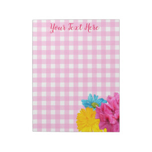 Bloemen en roze geruite stof notitieblok