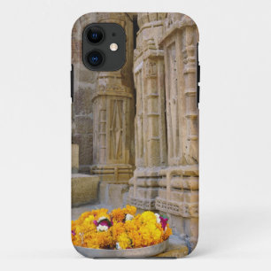 Bloemen en zuilen, Jaisalmer Fort, Jaisalmer, iPhone 11 Hoesje
