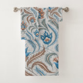 bloemen in grijs bad handdoek (Insitu)