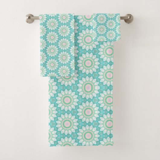 Bloemen met Turquoise achtergrond Bad Handdoek (Insitu)