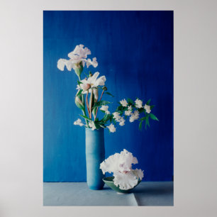 Bloemen White Iris in Vase Poster
