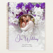 Bloemen Wit Paarse Bruiloft Dag Planner (Voorkant)