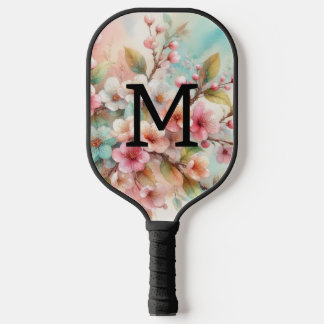 Bloemenschildering in waterverf met monogram roze  pickleball paddle