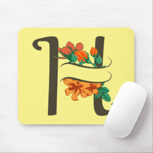 Bloemig monogram met hoofdletter H Muismat