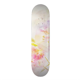 bloemige achtergrond met waterverf bloemen skateboard
