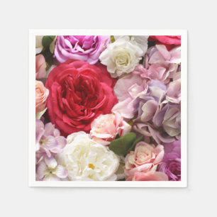 Bloemige papieren servetten met rozen en hortensia