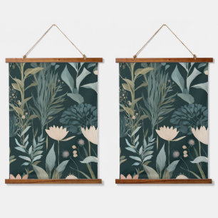 Bloemmotief van de botanische tuin op een donkere hangend wandkleed