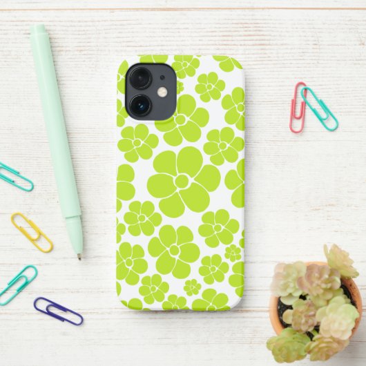 Bloempatroon in Lime Groen en Wit iPhone Hoesje (Op bureau)