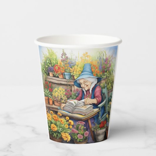 Bloempot tuin Lady leesboek te midden van bloemen Papieren Bekers (Achterkant)