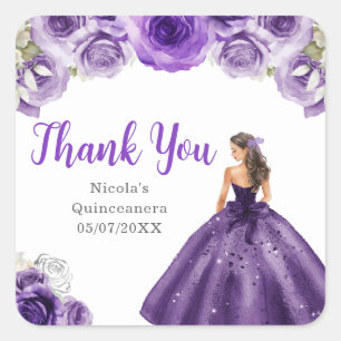Bloemrijke Prinses in Donkerpaarse Jurk Quinceaner Vierkante Sticker