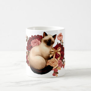 Bloemrijke Sereniteit: Opgerolde Siamese Kat in Bl Koffiemok