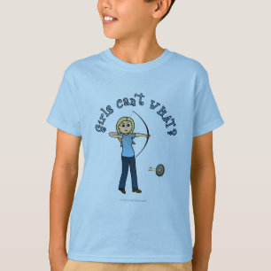 Blonde Vrouw Archery in Blue T-shirt