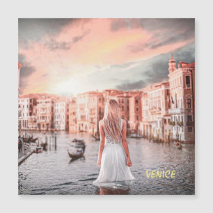 Blondie in Romantic Venetië