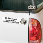 Bloodhound is slimmer dan je eerling student bumpersticker (Op Truck)