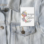 Bloom met Grace Elegant Bloemen Vrouw Silhouet Button (Insitu)
