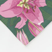Blooming Lilies in Deep Green Fleece Blanket (Hoek)