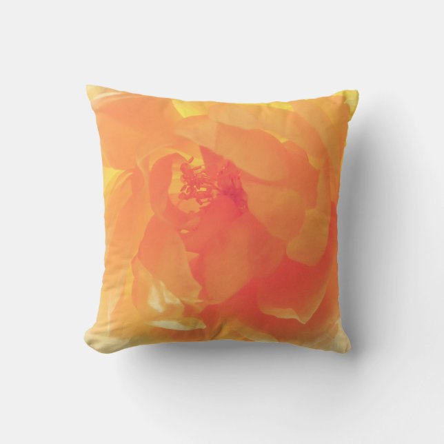 Blooming Roos Kussen (Voorkant)