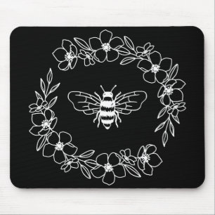 Blossom Bee Wreath in White Muismat