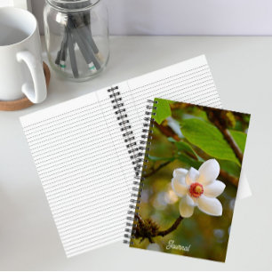 Blossomt White Magnolia Floral Notitieboek