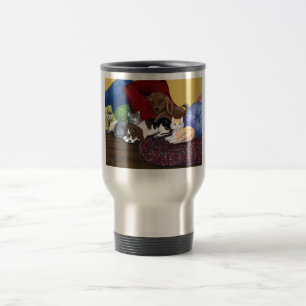 Blotti vers le haut de la tasse de voyage