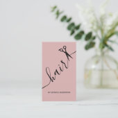 Blozend Roze Haar Script Stylist Schaar QR Code Visitekaartje (Staand voorkant)