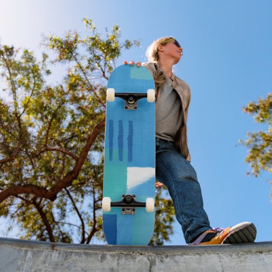 Blue Abstract Design Half Pipe Skateboard (Buiten 1)