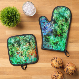 Blue abstract pot holder and oven mitt,Happy blue Ovenwant & Pannenlap Set