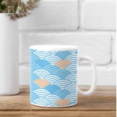Blue and Beige Japanese Wave Pattern Koffiemok