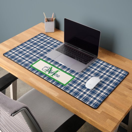 Blue and Green Gingham Plaid Tartan Monogram Bureaumat (Kantoor 2)