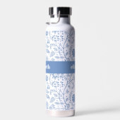 Blue and White Floral Custom Name Botanical Modern Waterfles (Rechts)
