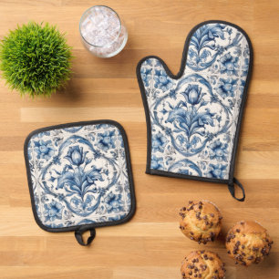 Blue and White Holland Pottery Tegel Ovenwant & Pannenlap Set