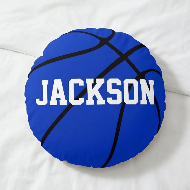 Blue Basketball Custom Round Sierkussen Rond Kussen (Personalized blue basketball pillow on bed.)