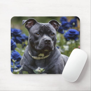 "Blue Brindle Beauty: een Staffy met blauwe Rozen Muismat