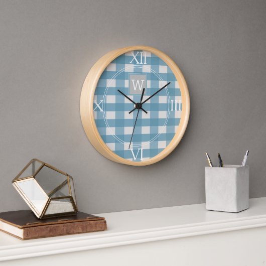 Blue Buffalo Pset Monogram Clock (Kantoor)
