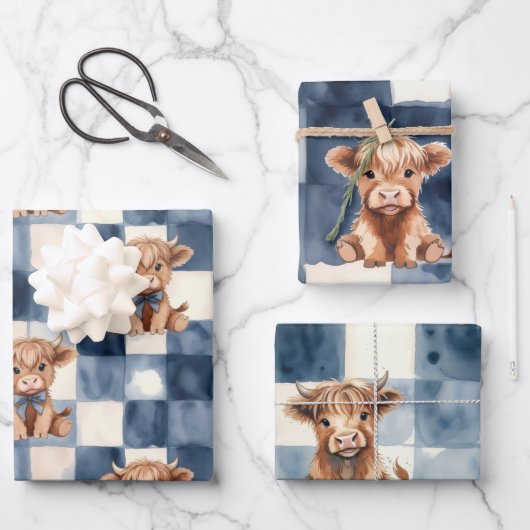 Blue Checkered Highland Cow Cute Gift Wrap Inpakpapier Vel (Voorkant)