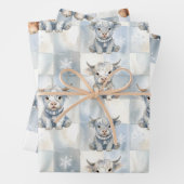 Blue Checkered Highland Cow Snowflake Cool Winter Inpakpapier Vel (In situ)