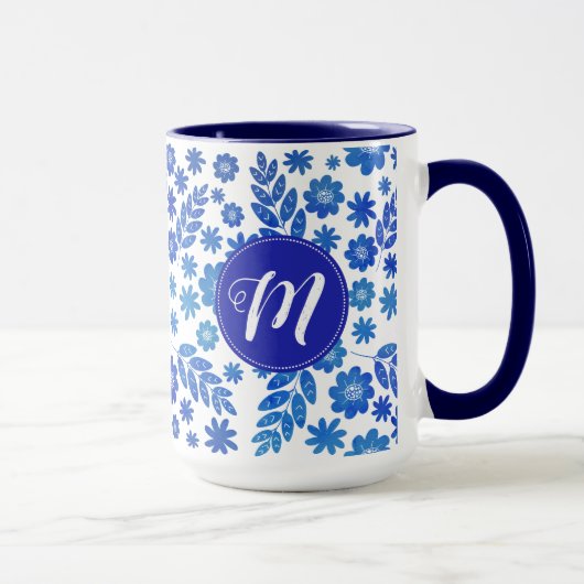 Blue China Hand Drawn Floral Pattern & Monogram Mok (Rechts)