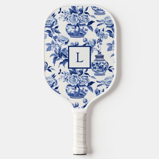 Blue Chinoiserie Monogram  Pickleball Paddle (Voorkant)