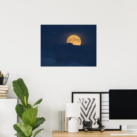 Blue Clouds en Full Moon Rise Poster (Thuiskantoor)