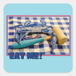 Blue Crab met hamer op gingham tafelkleed Eat Me Vierkante Sticker