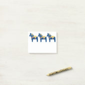 Blue Dala Horse Post Post-it® Notes (Op bureau)